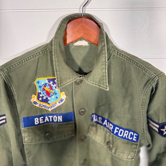 VTG U.S. Air Force Military Utility Shirt Size 15 1/2 X 35 410th Bomb Wing Patch - Picture 10 of 13